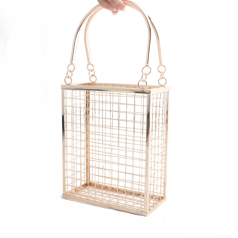 กระเป๋าถือทรงกลวงโลหะสำหรับฤดู - Mesh Strap Metal บทวิจารณ์และราคา