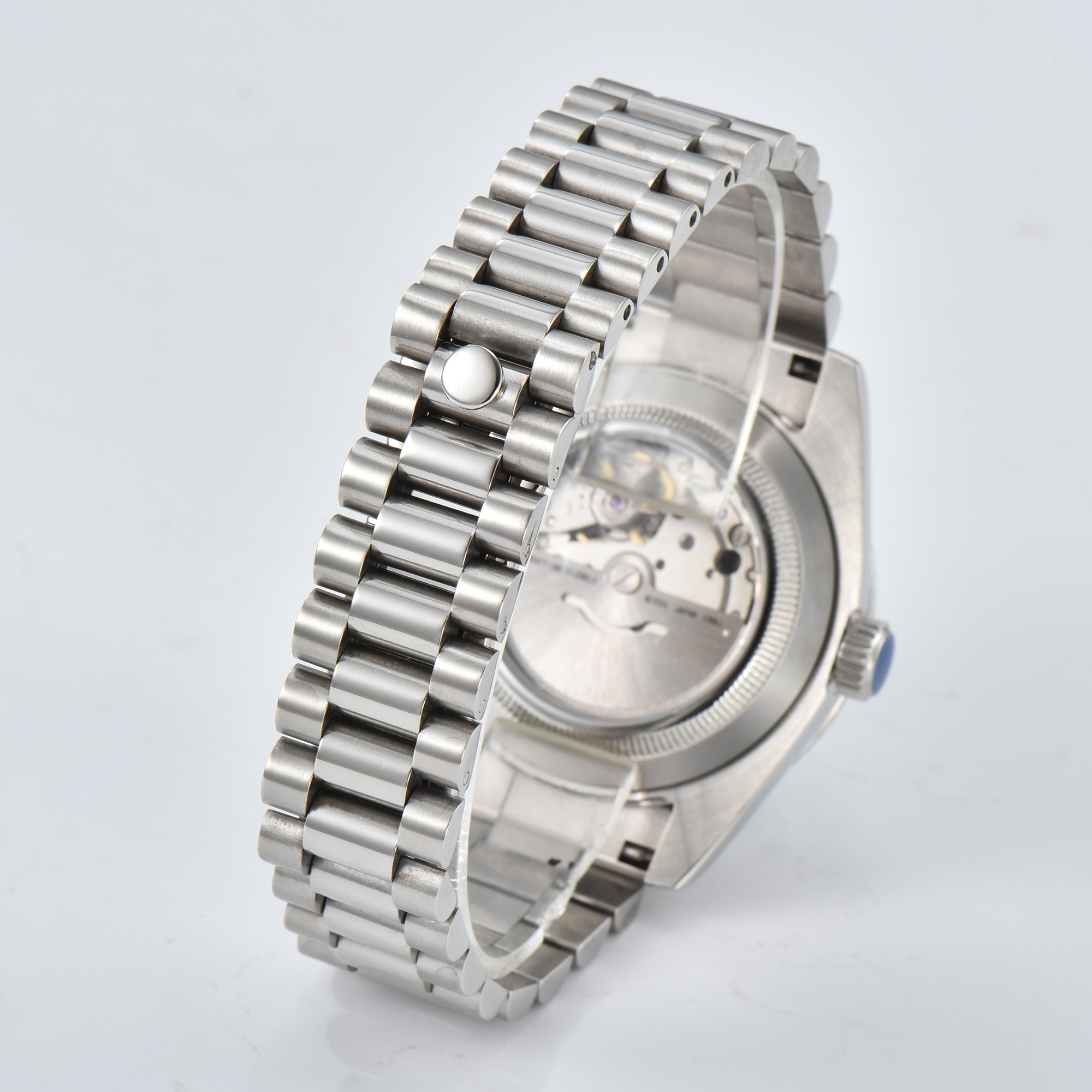 นาฬิกาข้อมือผู้ชายดีไซน์สร้างส - Stainless Bracelet Diver บทวิจารณ์และราคา